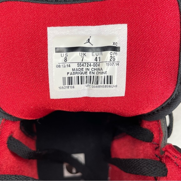 Jordan 1 Mids - Picture 4 of 5